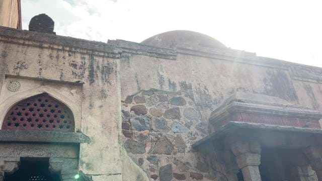 Sunlit Stones of History: Lodhi Garden Monument