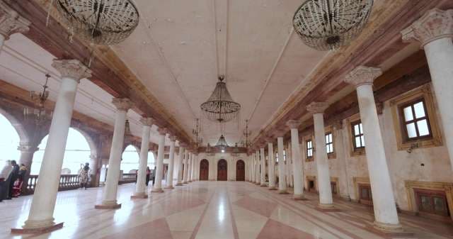 Majestic Palace Hall With Grand Chandeliers and Marble Columns