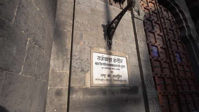 Rajwada Palace Indore: Iconic Maratha Heritage Landmark