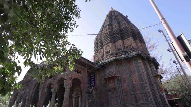 Explore the Architectural Beauty of an Ancient Hindu Temple