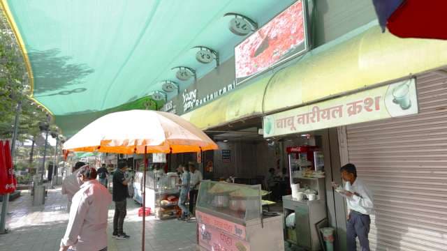 Mumbai Street Food Stalls at Young Tarang Restaurant