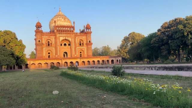Humayun's Tomb at Sunset: Majestic Mughal Architecture in Delhi
