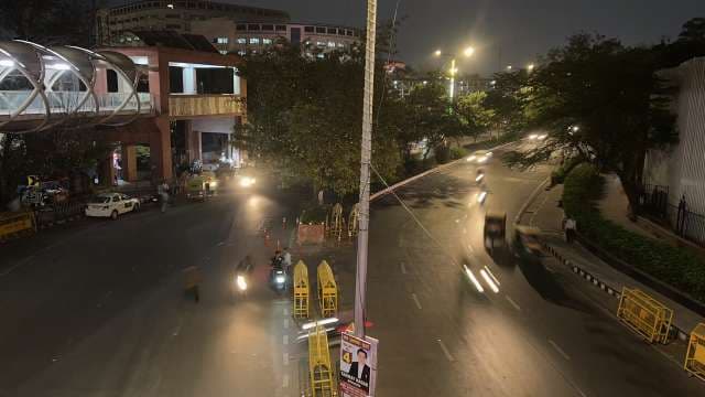 Busy Night Traffic at Indian City Intersection