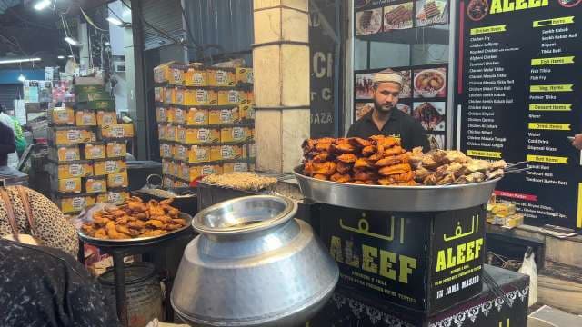 Colorful Street Food Scene at Aleef in Jama Masjid Market
