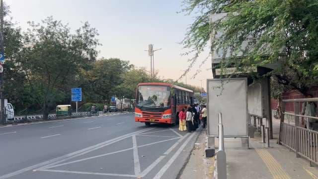 Busy Evening at Jawaharlal Nehru Stadium Bus Stop Delhi