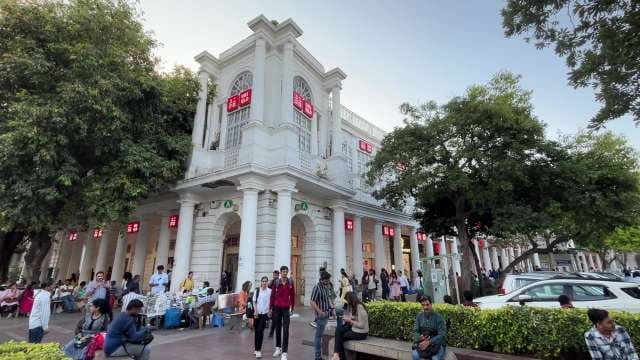 Connaught Place Delhi: Heritage Architecture and Bustling Street Life