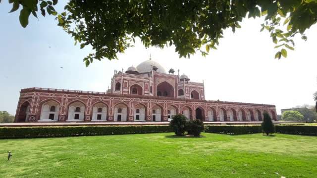 Humayun’s Tomb: Mughal Architectural Marvel in Delhi
