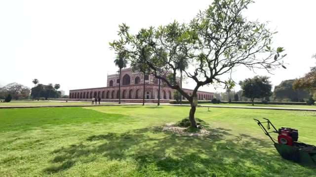 Humayun's Tomb: Majestic Mughal Architecture in Delhi Gardens