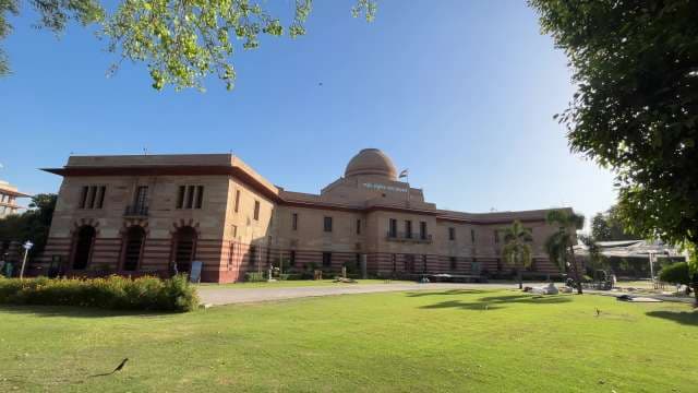 National Gallery of Modern Art in New Delhi: Iconic Landmark View