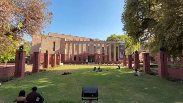 Relaxing Afternoon at National Gallery of Modern Art Delhi
