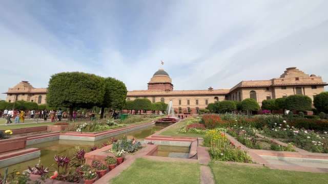 Rashtrapati Bhavan and Mughal Gardens in New Delhi