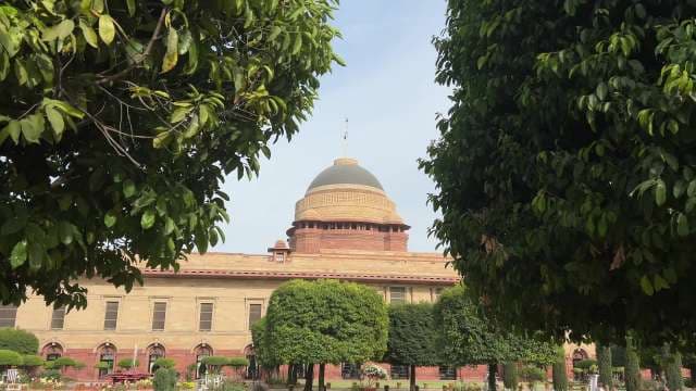 Rashtrapati Bhavan Dome and Gardens in New Delhi