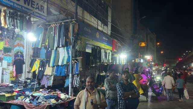 Night Market Shopping on Nangloi Rohtak Road, Delhi