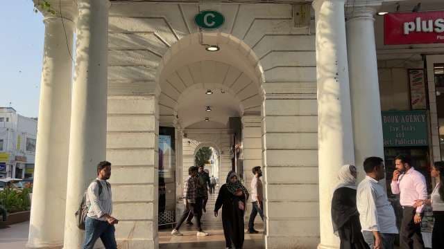 Daily Life in Connaught Place, New Delhi’s Iconic Commercial Hub