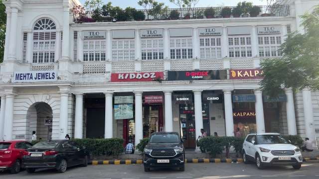 Colonial Shopping Arcade at Connaught Place, New Delhi