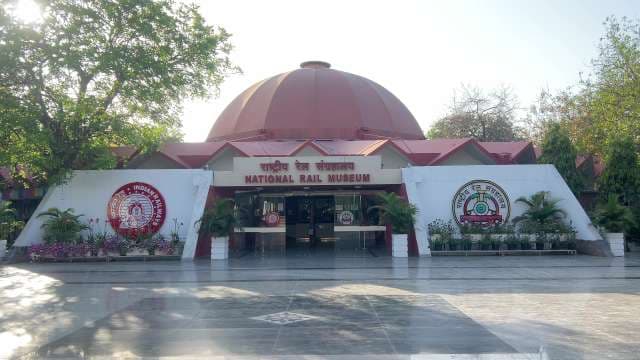 Explore the National Rail Museum in New Delhi