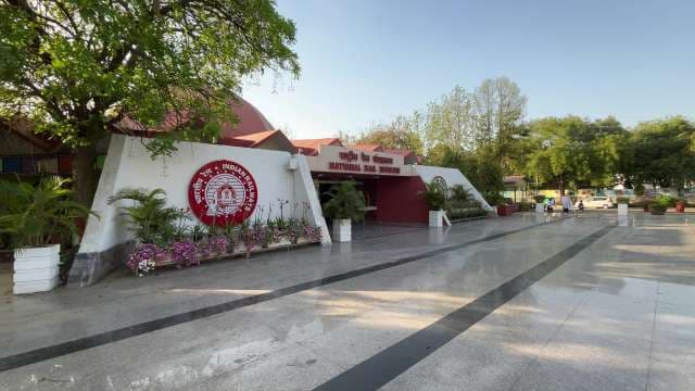 Explore the National Rail Museum in New Delhi