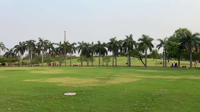 Relaxing Day at Kamla Nehru Park, Greenery and Palm Trees