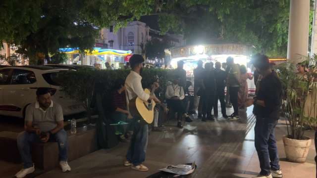 Street Musician Performs Live at Connaught Place, Delhi