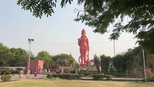 Giant Hanuman Statue in New Delhi Park Setting
