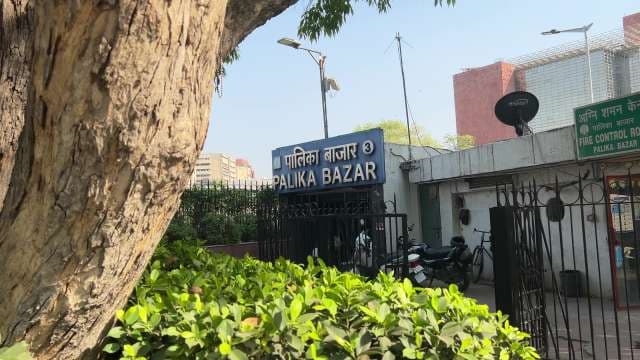 Explore Palika Bazaar: Delhi's Iconic Underground Market Entrance