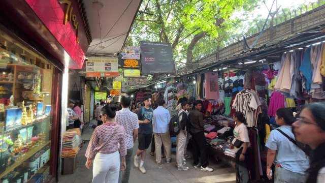Exploring a Bustling Delhi Street Market Packed With Shoppers