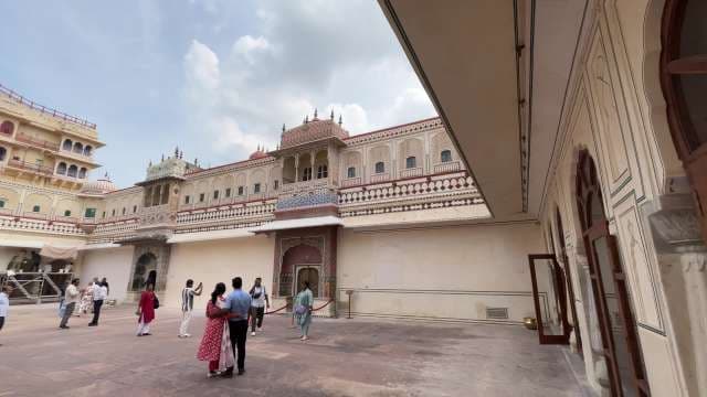 Exploring the Magnificent Courtyard of Jaipur's City Palace