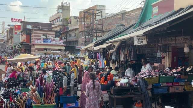 Vibrant Indian Street Market Life in Jodhpur