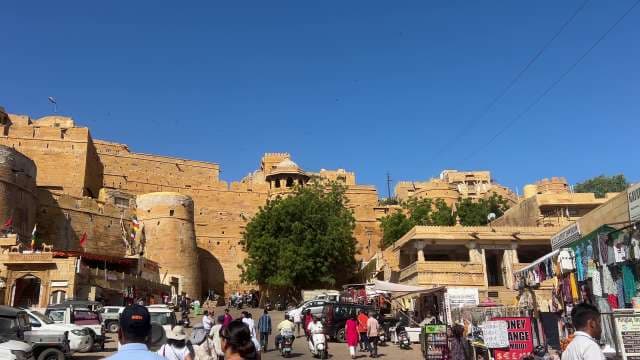 Exploring Jaisalmer Fort: The Iconic Golden Fortress of Rajasthan