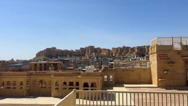 Majestic View of Jaisalmer Fort in Golden Morning Light