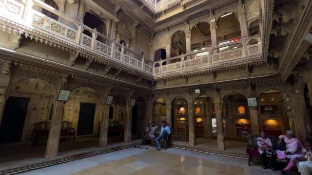 Exploring the Majestic Patwon Ki Haveli in Jaisalmer