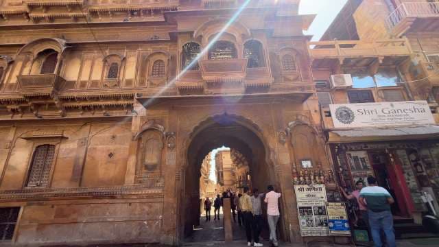 Exploring Patwon Ki Haveli: Jaisalmer’s Historic Merchant Mansion