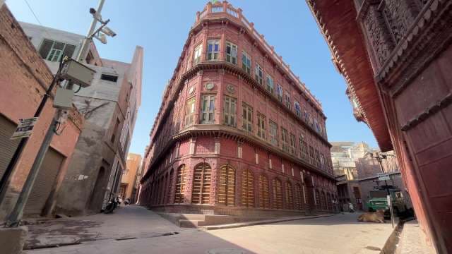 Majestic Red Sandstone Haveli in Jodhpur’s Old City Streets