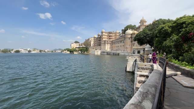 Majestic Udaipur City Palace Overlooking Lake Pichola