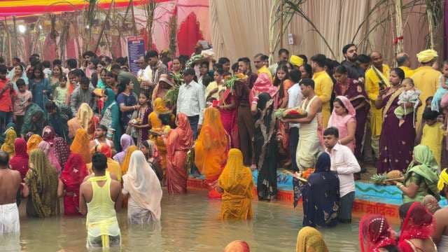 Vibrant Chhath Puja Rituals by the Riverbank in India