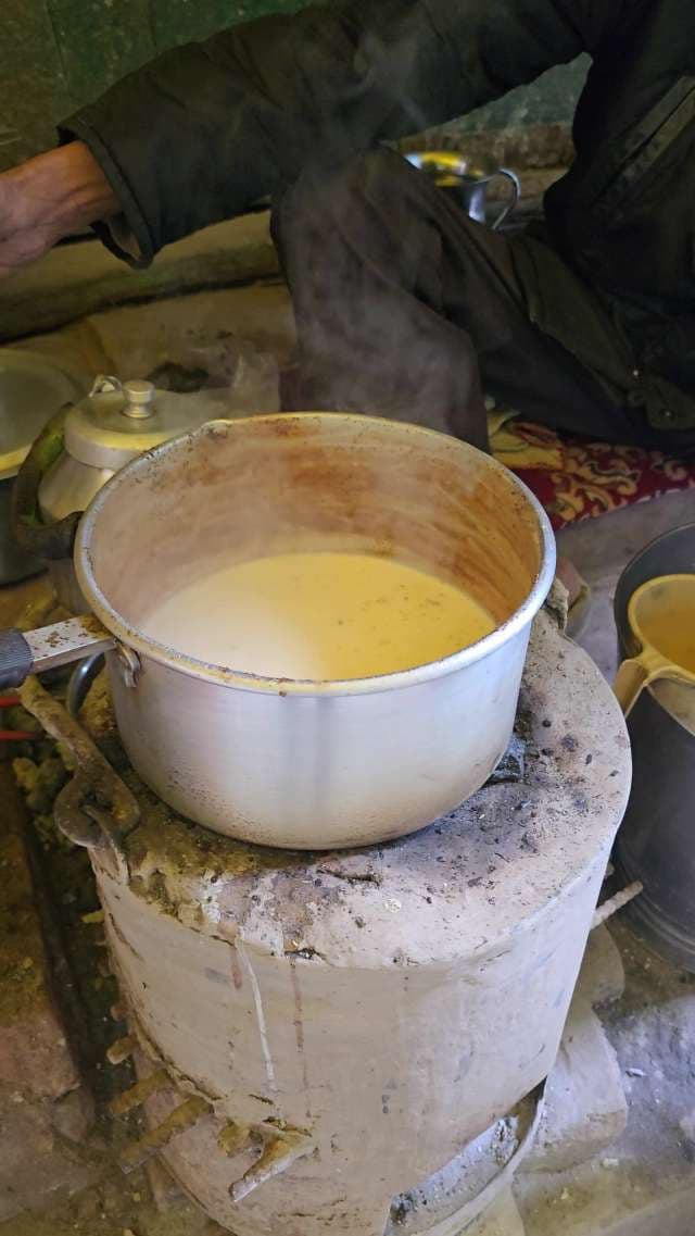 Traditional Wood Stove Cooking: Heating Food Outdoors