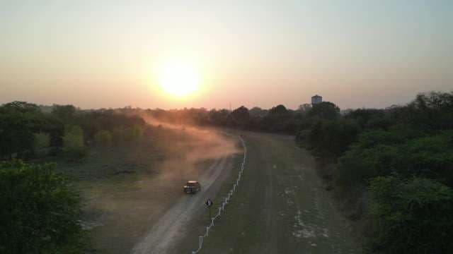 Epic Lucknow Race Course Sunset Race Action