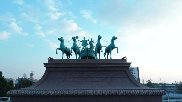 Ancient Quadriga Sculpture: Four Bronze Horses Monument