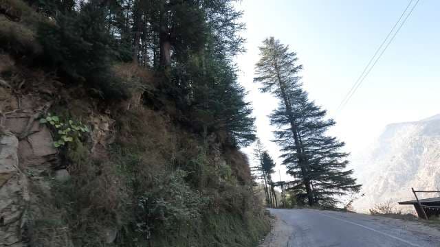 POV: Extreme Himalayan Cliff Road