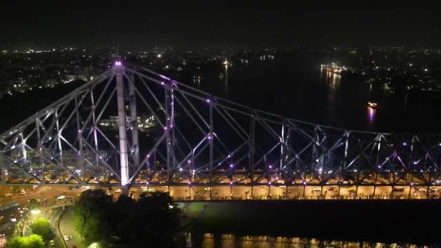 Stunning Night View of the Iconic Howrah Bridge in Kolkata