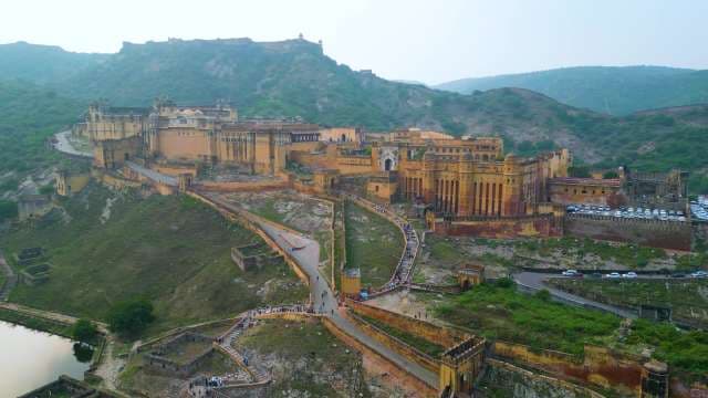 Majestic Amber Fort and Palace Overlooking the Aravalli Hills in Jaipur