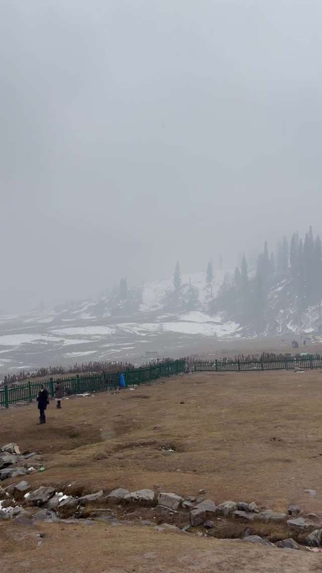 Live snow in Gulmarg, Kashmir and people enjoying. 